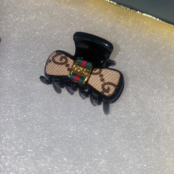 7pc Hair Accessories & Bracelet Set - Picture 4 of 7